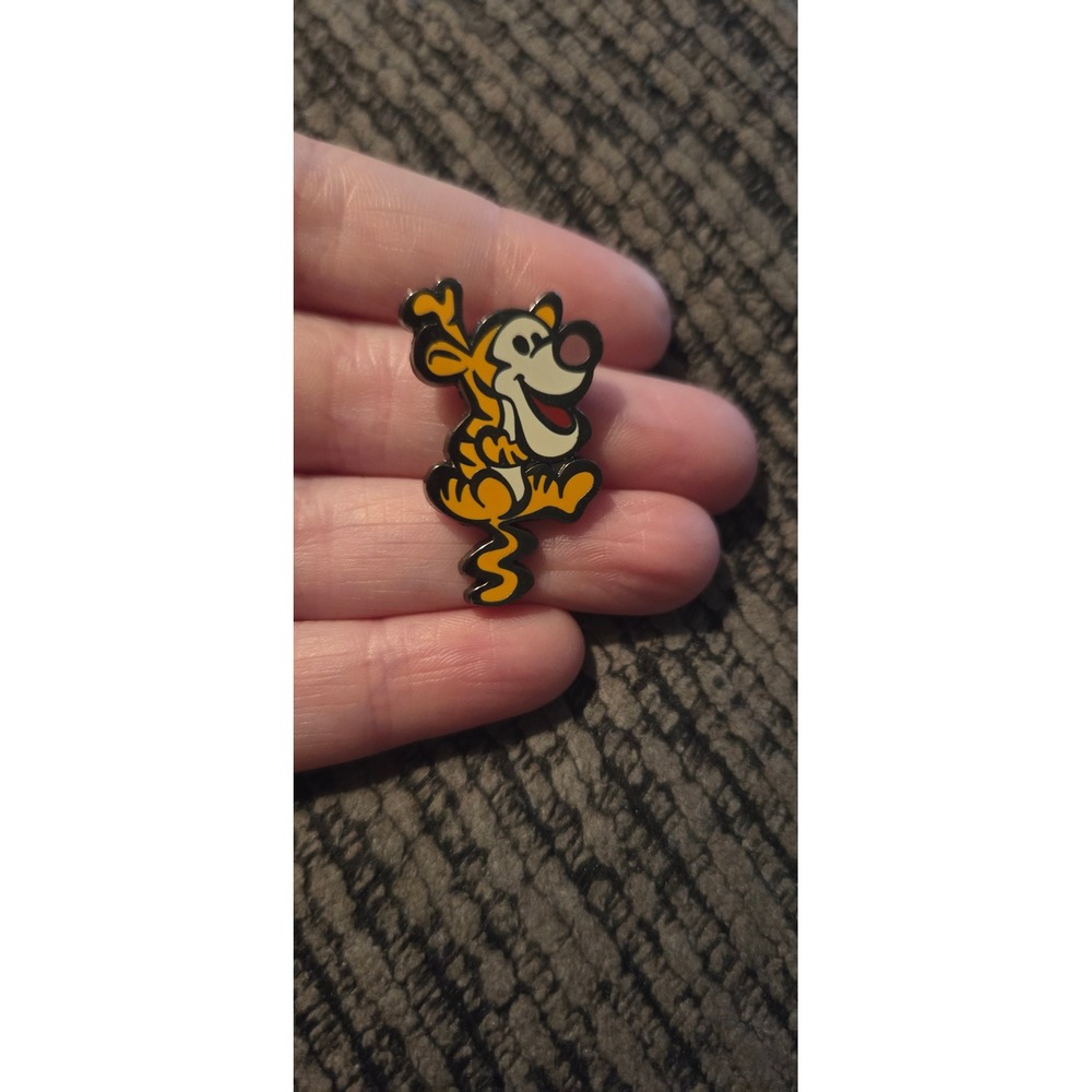 Disney Parks Tigger Bouncing Enamel Trading Pin Winnie the Pooh FAC-046730-21253